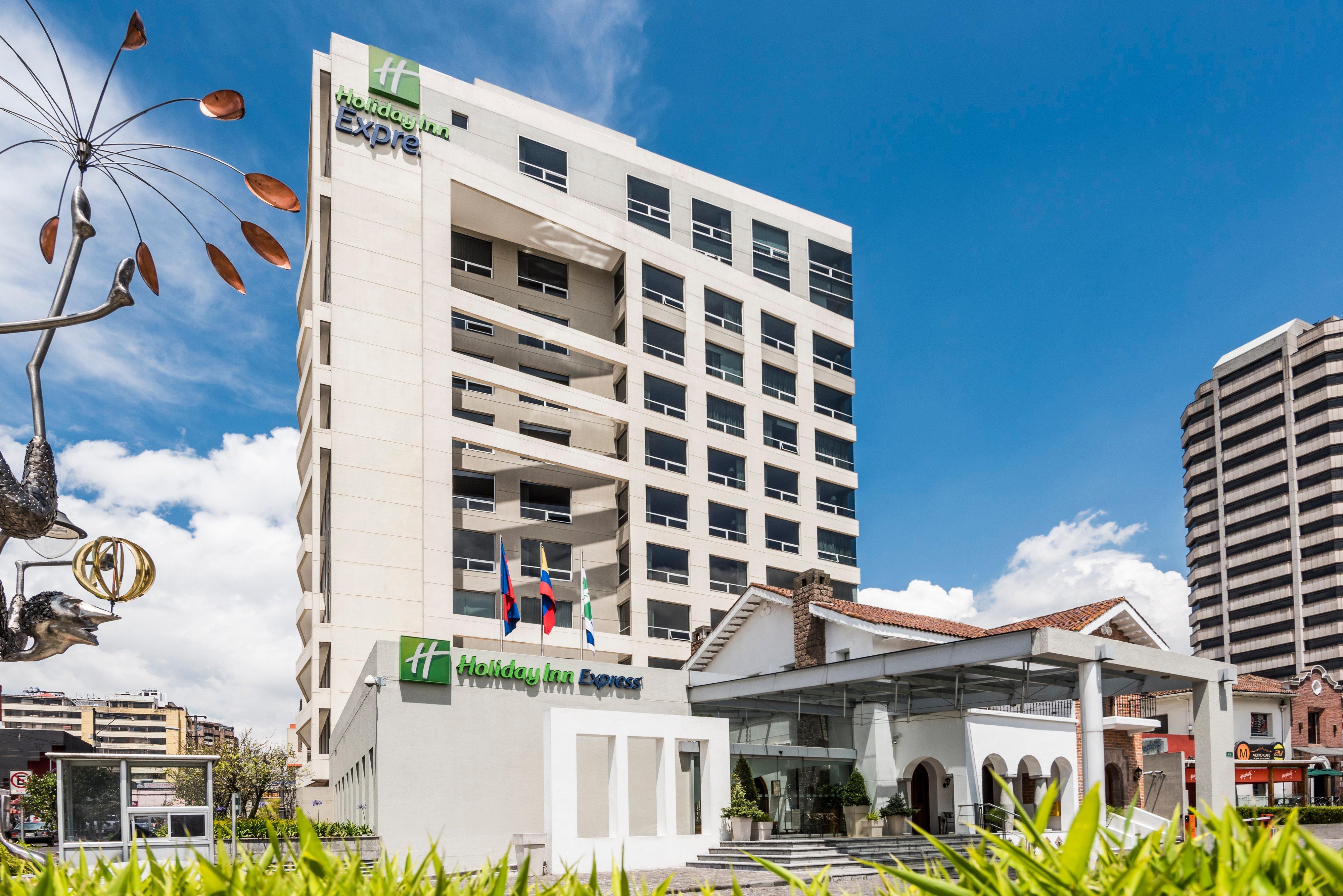 Holiday Inn Express Quito, An Ihg Hotel Exterior photo